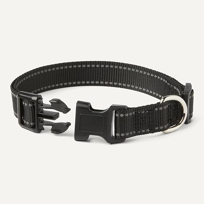 Amazon Basics Polyester Dog Collar M, Adjustable Length 15" - 23.5", 1.1" W, Black