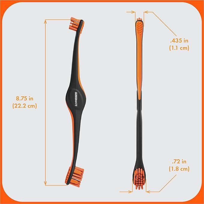 Brushmate Dog Toothbrush and Bite Block Assistant (Protects Hand and Fingers) Combo Pack by Paw Ready for Puppies' Dogs and Cats Medium Size for use with Pets Between 15-85 lbs. (7-38.5 Kg).