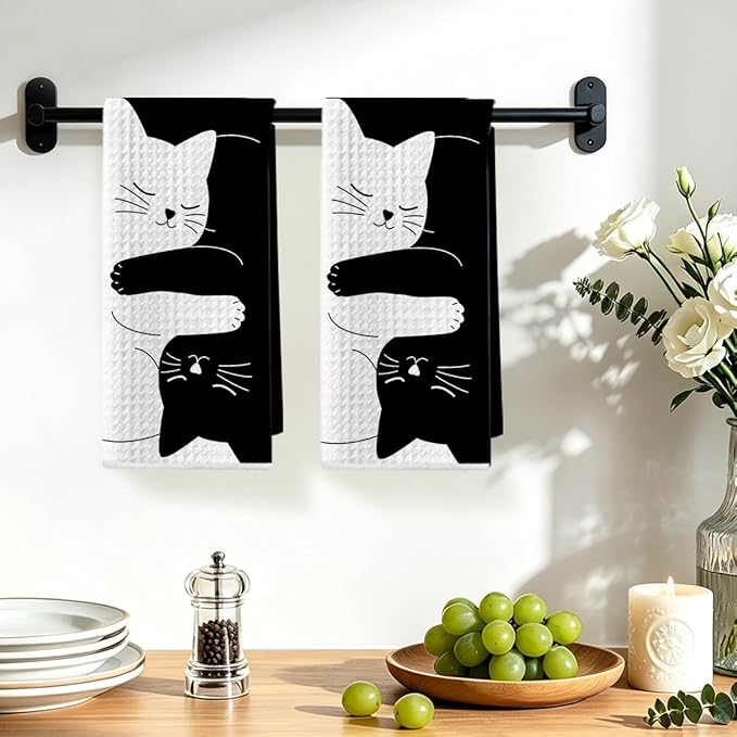 Hanamiya Na 2 Pcs Cute Cat Kitchen Towels 24x14 Inch, Cats Gifts Reusable Dish Towels for Kitchen Home Bathroom Decor, Waffle Weave Hand Cloth Tea Towel, Gifts for Cat Lovers Women Friend Girls