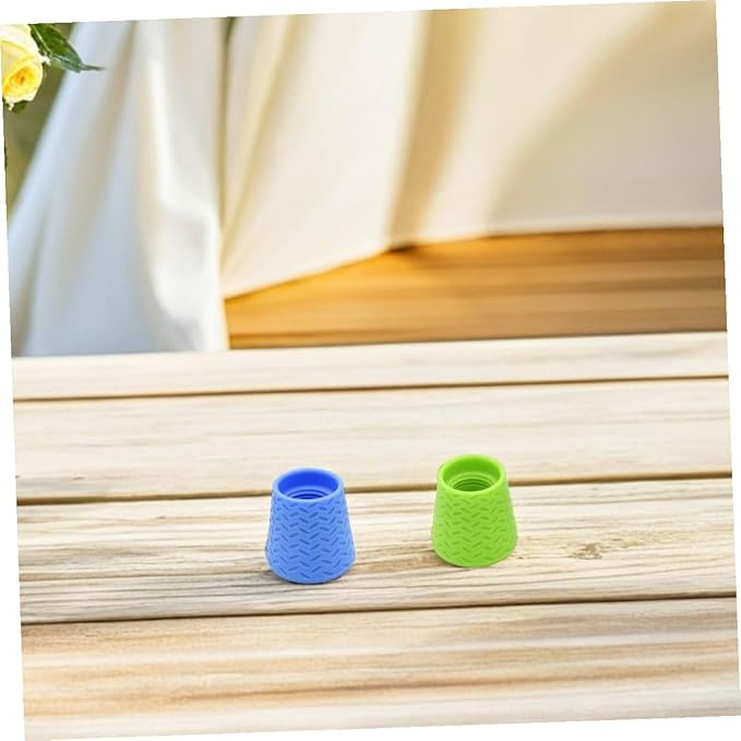 Luxshiny 3pcs Portable Dog Shower Sprayer Kit Soft Silicone Pet Bathing Tool for Outdoor Cleaning Travel-Friendly Compact Design in Orange Blue Green