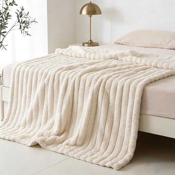 Waterproof Pet Blanket for Large Dogs & Cats - Reversible Calming Plush, Washable Furniture Cover for Couch, Bed, Car Seat, Blocks Leaks, Stains & Pet Fur (Cream, 60"x80")