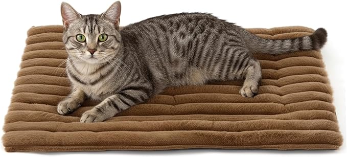Self Warming Pet Mat 24x18 inch Soft Cozy Self Heating Cat Pad Machine Washable Cat Bed for Indoor S Pet Warming Mat Bed