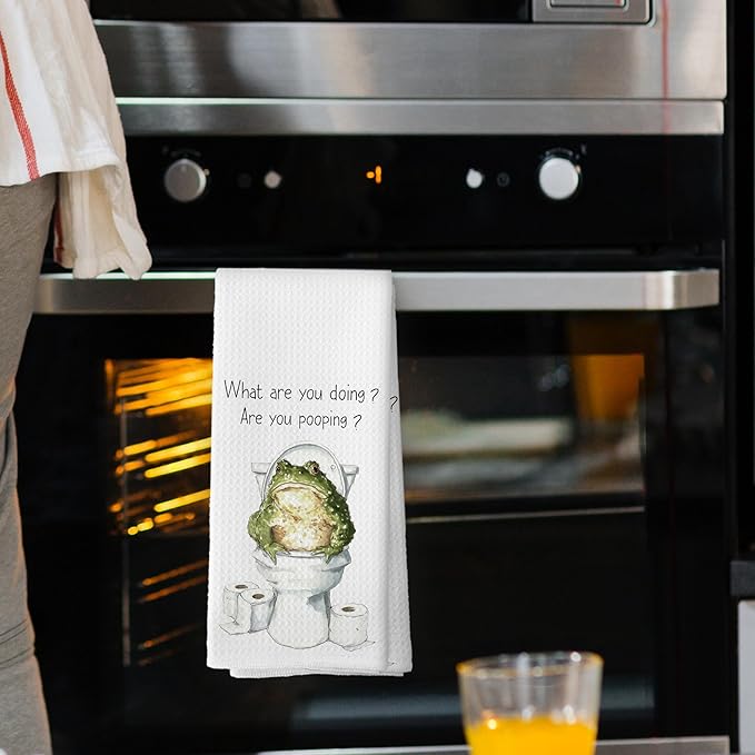 Frog Bathroom Hand Towels, Frog Lovers Gifts for Women Hand Towel for Bathroom Decor, Funny Humorous are You Pooping Decorative Towels for Washroom Toilet 16x24 Inch
