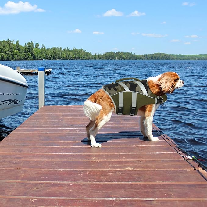 Kuoser Dog Life Jacket with Reflective Stripes, Dog Life Vest for Swimming Boating, Adjustable Pet Lifejackets with High Flotation, Doggie Swimsuit for Small Medium Large Dogs
