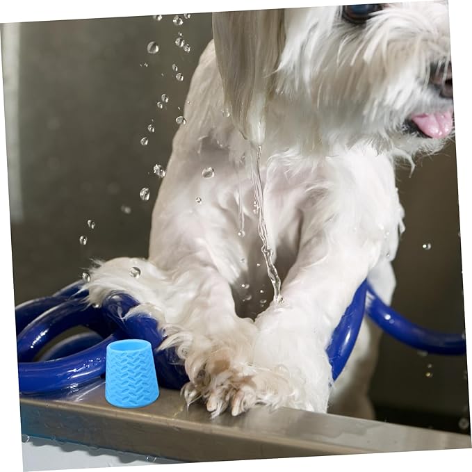 Toyvian 1Pcs Portable Dog Shower Sprayer Outdoor Pet Cleaning Tool with Soft Silicone Head for and Skin Care for Outdoor Adventures and Grooming Needs Blue