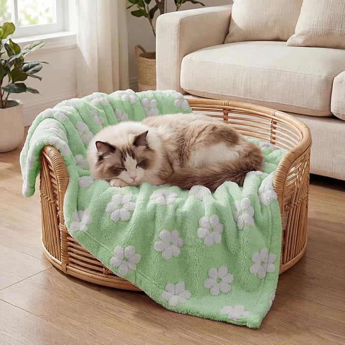Horaldaily Pets Flannel Blanket, Green Flowers 3D Textured Soft Fuzzy Fluffy Plush Cozy Fleece Premium Blankets for Dog Cat Puppy Kitten Couch Protection, 20x30