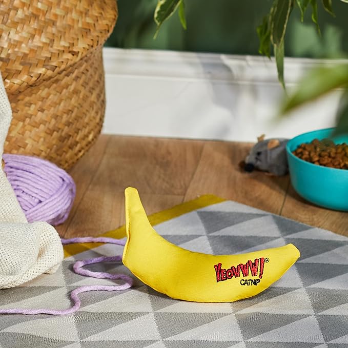 Yeowww! Catnip Chi-CAT-a Banana Toy for Cats - 7 Inches - Durable Cotton Twill - Made in the USA - Stuffed with Organically Grown Catnip
