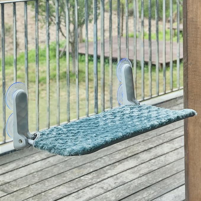 YUNIQUE Cat Window Perch, Upturned Edge Bracket, Portable Wall Hammock for Indoor Cat, Green