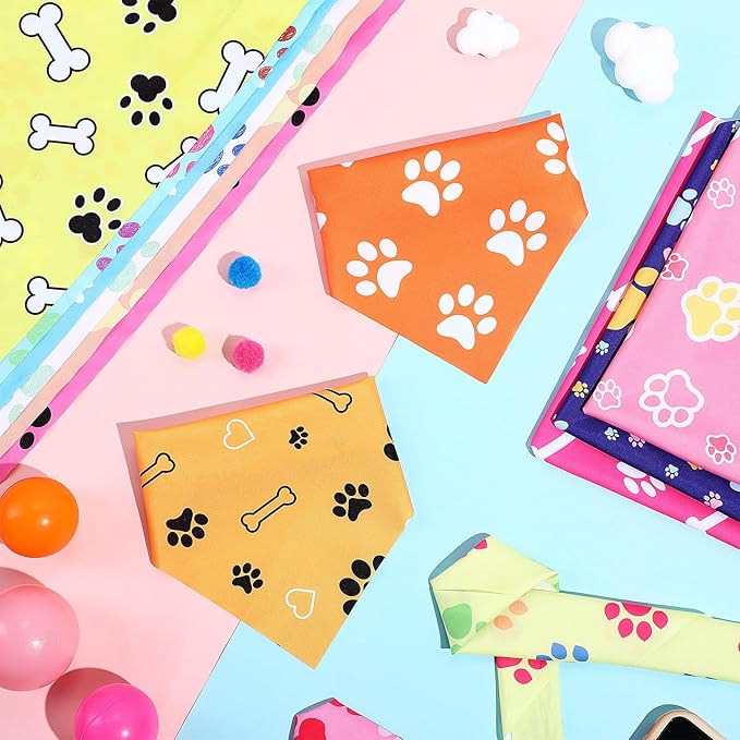 Abbylike 100 Pcs Paw Print Dog Bandanas Bulk Cute Footprint Bandanas for Dogs Triangle Kerchief Bib Scarf for Pets National Dog Day Party Costume Photo Props Accessories Pet Shops (25.6 x 17.7 x 17.7)