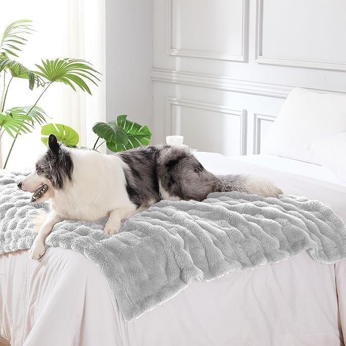 Modern Threads Water-Resistant Faux Rabbit Fur Pet Blanket for Dogs & Cats – Ultra-Soft Couch, Bed & Crate Protector, 30x40 Light Grey