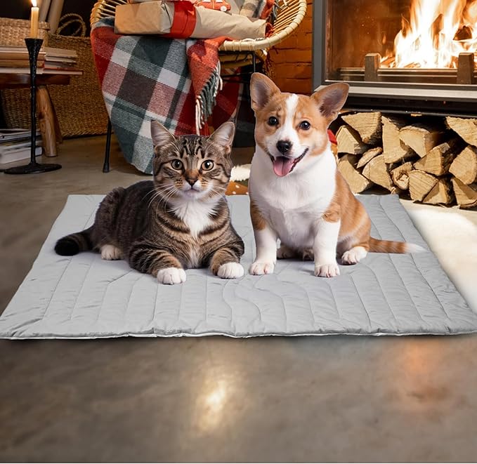 Self Warming Cat Dog Bed Mat, Cat Self Heating Mat, Non-Slip & Foldable for Dog/Cat Up to 50 lbs for Indoor Outdoor Non-Electric (36 x 23 in)
