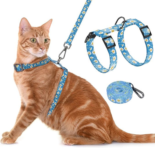 Seyezo Cat Harness and Leash Set, Adjustable Kitten Harness Escape Proof Cats Harness, Soft Lightweight Walking Travel Pet Harness, Cute Kitty Harness Leash Set for Small Medium Cats, Blue Daisy