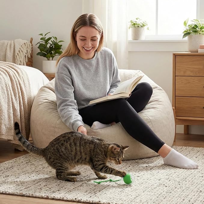 Interactive Dog Cat Toy Ball, Electric Automatic Rolling Moving USB Rechargeable Self Activated Stimulation Cat Toys for Indoor Cats and Dogs with Speedy Tail Rope(Green).