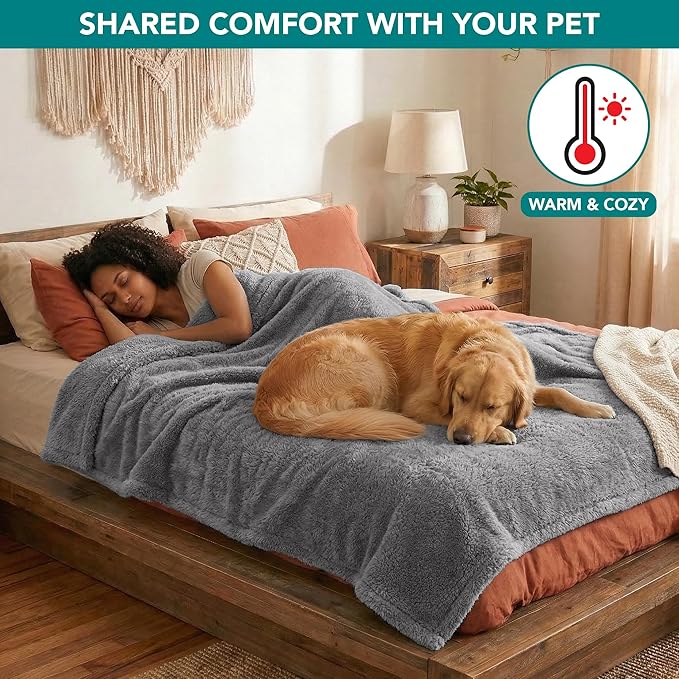 PetAmi Fluffy Waterproof Dog Blanket for Couch and Bed, Reversible Sherpa Pet Throw, Pee Proof Furniture Protector Sofa Cover, Washable Cat Blanket for Medium Large Dogs and Cats (Light Grey, 40x60)