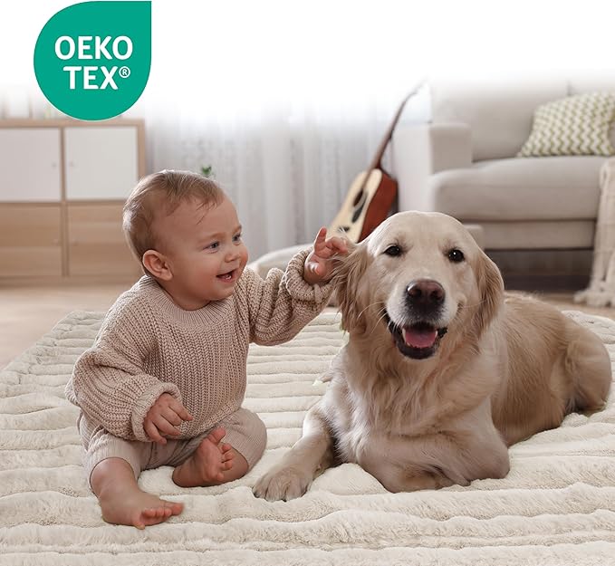Waterproof Pet Blanket for Large Dogs & Cats - Reversible Calming Plush, Washable Furniture Cover for Couch, Bed, Car Seat, Blocks Leaks, Stains & Pet Fur (Cream, 30"x40")