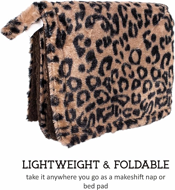 Downtown Pet Supply Thermal Cat Bed - Insulated Cat Mat with Aluminum Film & Sherpa Backing - Washer Safe Faux Fur Cover - Self-Warming Nap - Large - Animal Print Beige - 31 x 18 in