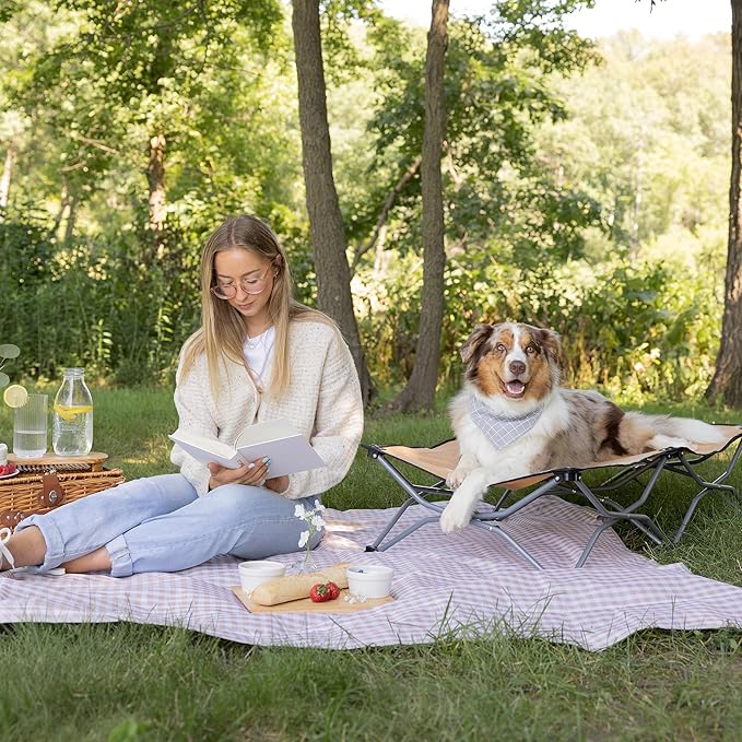 Carlson Pet Products Large Portable Pup Travel Pet Bed, Tan